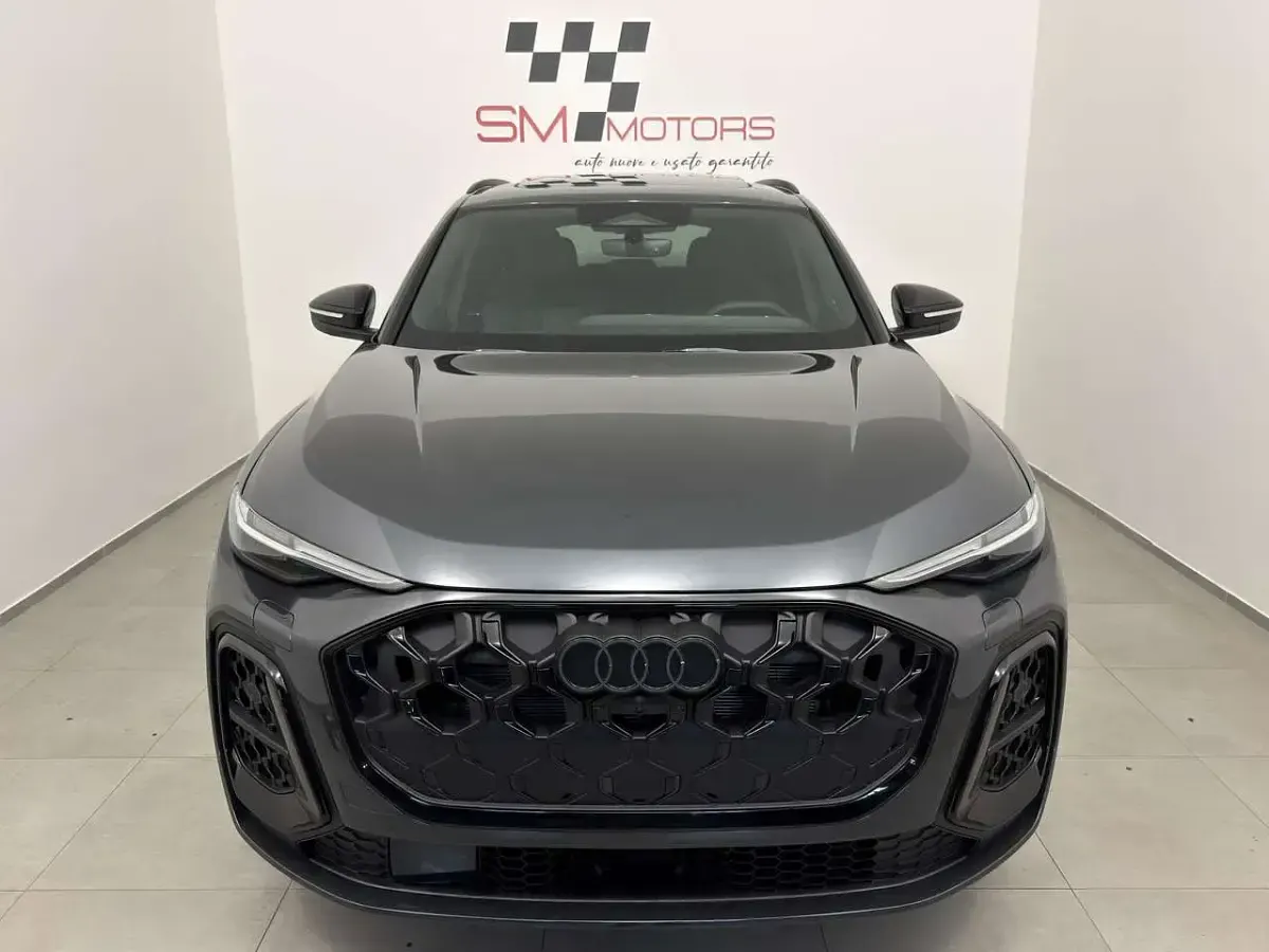 Nuova Audi Q5 S-Line 204 CV (150 kW) 2026 Grigio daytona SUV