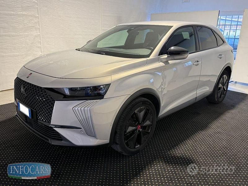 Usata DS Automobiles DS7 Crossback Performance 131 CV (96 kW) 2023 Grigio metallizzato SUV