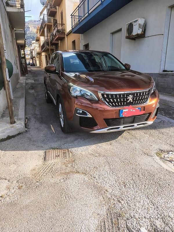 Usata Peugeot 3008 131 CV (96 kW) 2018 Marrone SUV