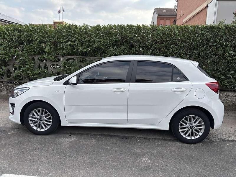 Usata Kia Rio Style 84 CV (61 kW) 2022 Berlina