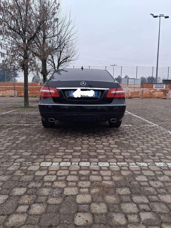 Usata Mercedes E350 Avantgarde 231 CV (169 kW) 2009 Nero Berlina