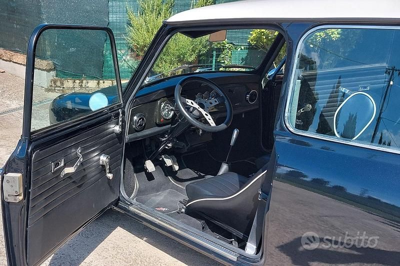 Usata Mini Cooper 61 CV (44 kW) 1991 Blu Utilitaria