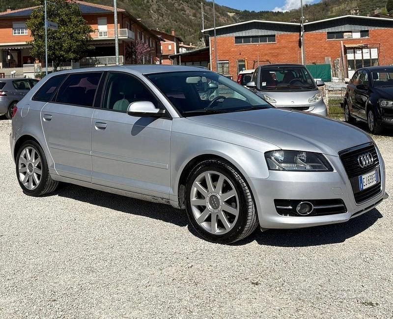 Usata Audi A3 140 CV (102 kW) 2011 Grigio Utilitaria