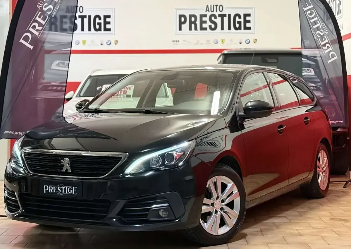 Usata Peugeot 308 SW Style 131 CV (96 kW) 2018 Nero Station wagon