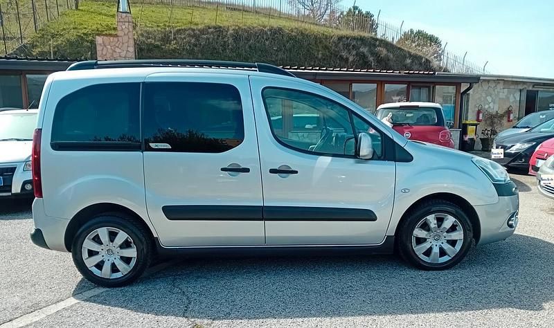 Usata Citroën Berlingo XTR 92 CV (67 kW) 2014 Argento Monovolume