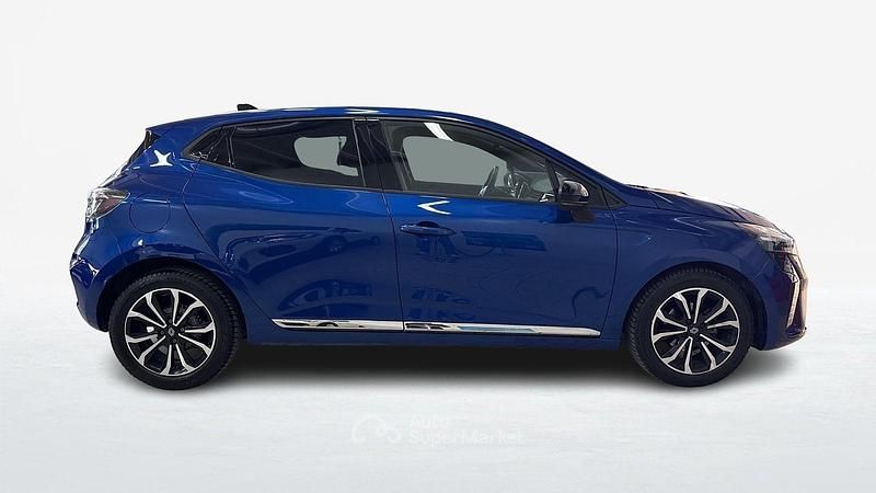 Begagnad Renault Clio V Techno 91 HK (66 kW) 2025 Blå Sedan