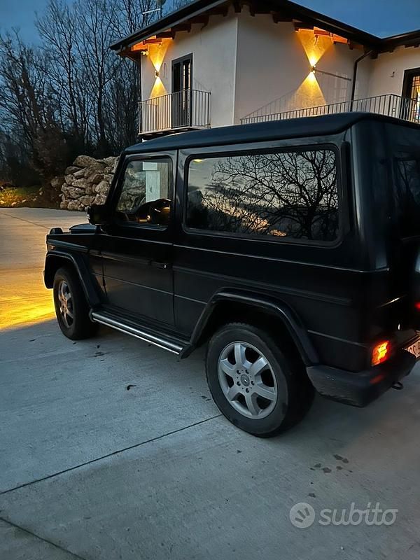 Usata Mercedes G270 156 CV (114 kW) 2005 Nero SUV