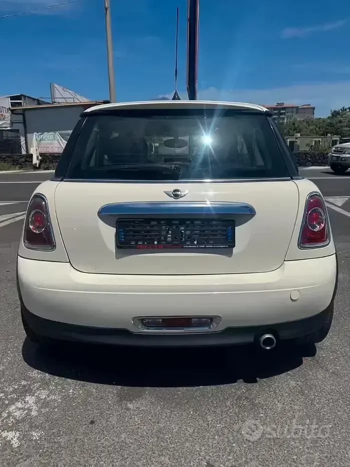 Usata Mini Cooper 75 CV (55 kW) 2013 Utilitaria