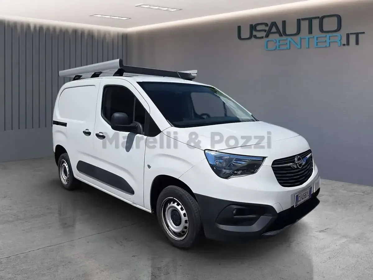 Usata Opel Combo 101 CV (74 kW) 2022 Bianco Monovolume