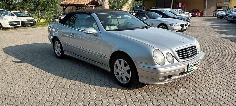 Usata Mercedes CLK200 Elegance 163 CV (119 kW) 2003 Grigio Cabrio
