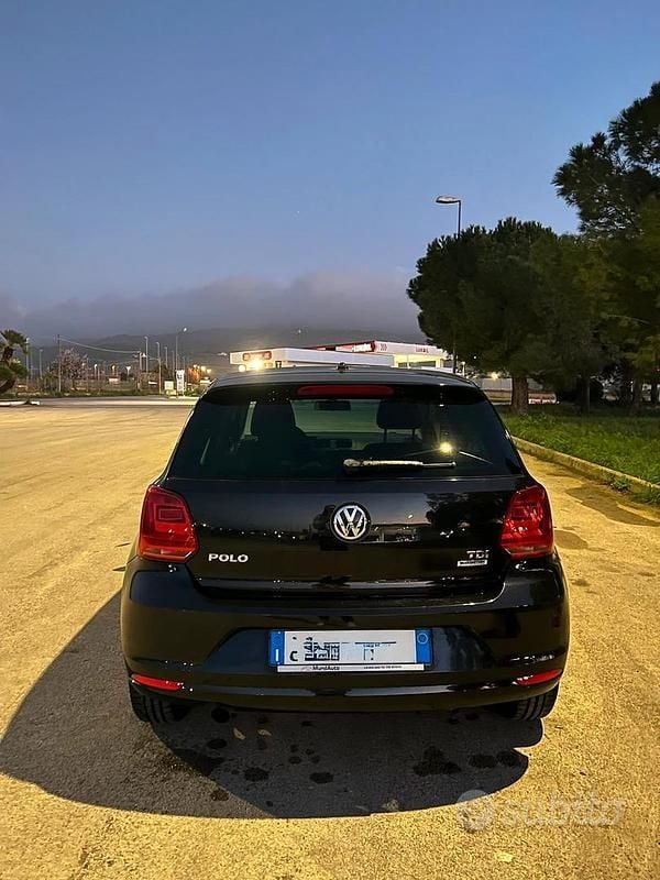 Usata VW Polo 90 CV (66 kW) 2016 Nero Berlina