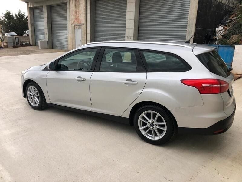 Usata Ford Focus Titanium 120 CV (88 kW) 2017 Argento Station wagon