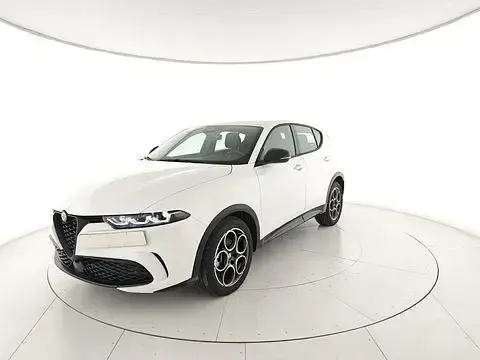 Usado Alfa Romeo Tonale Sprint 131 HP (96 kW) 2024 Branco SUV