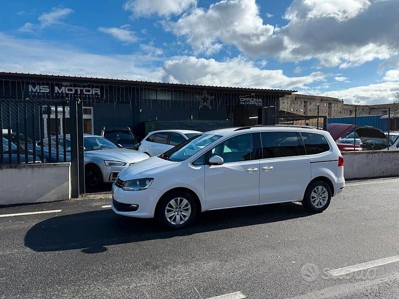 Usata VW Sharan Highline 140 CV (102 kW) 2012 Bianco Monovolume