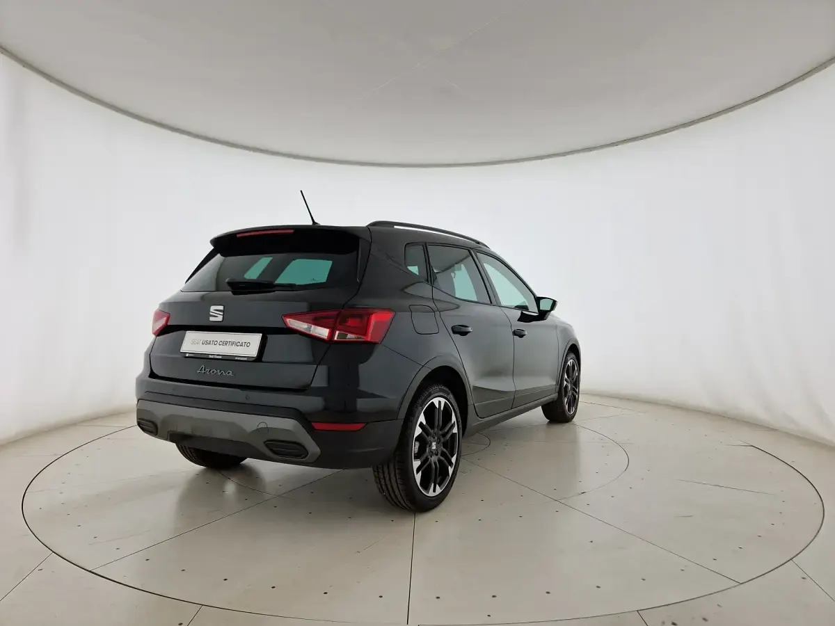 Nuova Seat Arona Black Edition 115 CV (84 kW) 2026 Nero midnight SUV