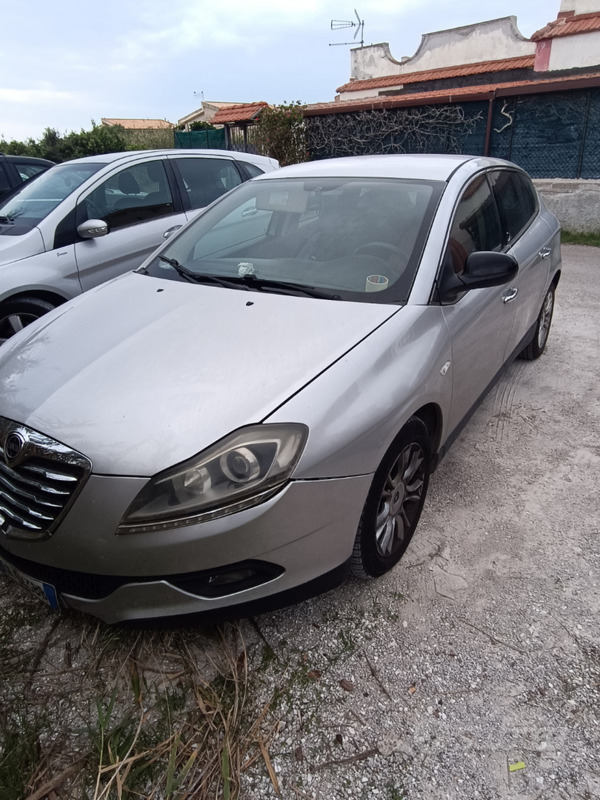 Usato 2011 Lancia Delta Diesel (4.000 €)