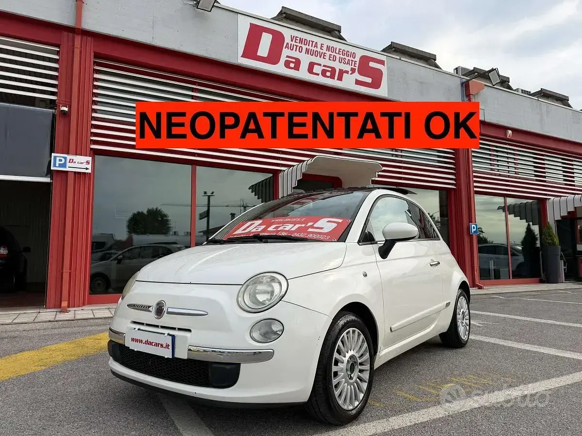 Usata Fiat 500 Lounge 75 CV (55 kW) 2008 Bianco Utilitaria