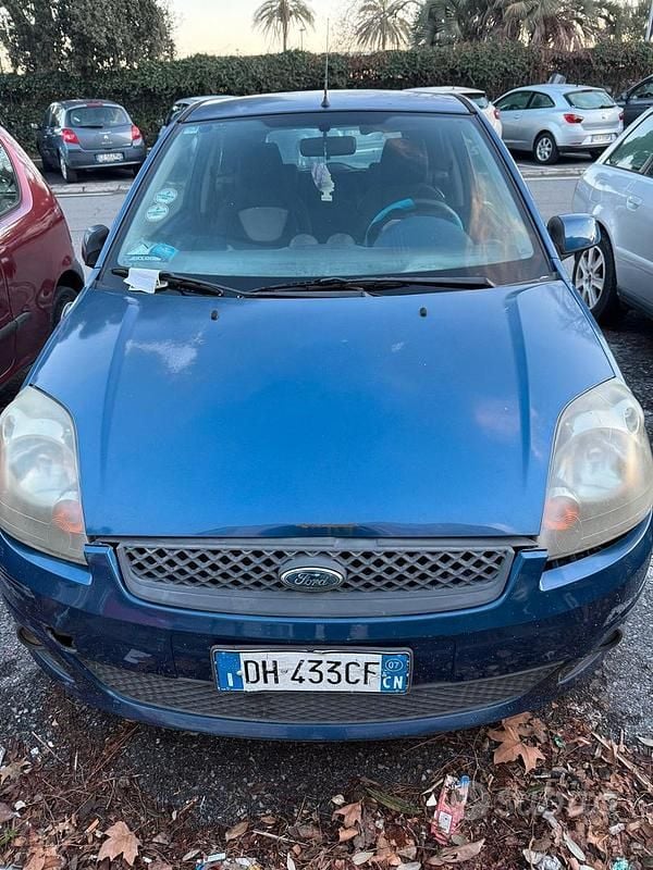 Usata Ford Fiesta 2007 Blu Utilitaria