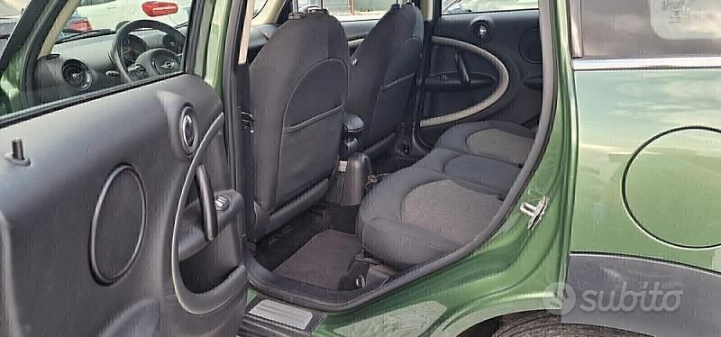 Usata Mini Cooper S Countryman Business 111 CV (81 kW) 2015 Verde SUV