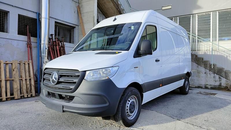 Nuova Mercedes E-Sprinter 66 kW (90 CV) 2025 Bianco Furgone