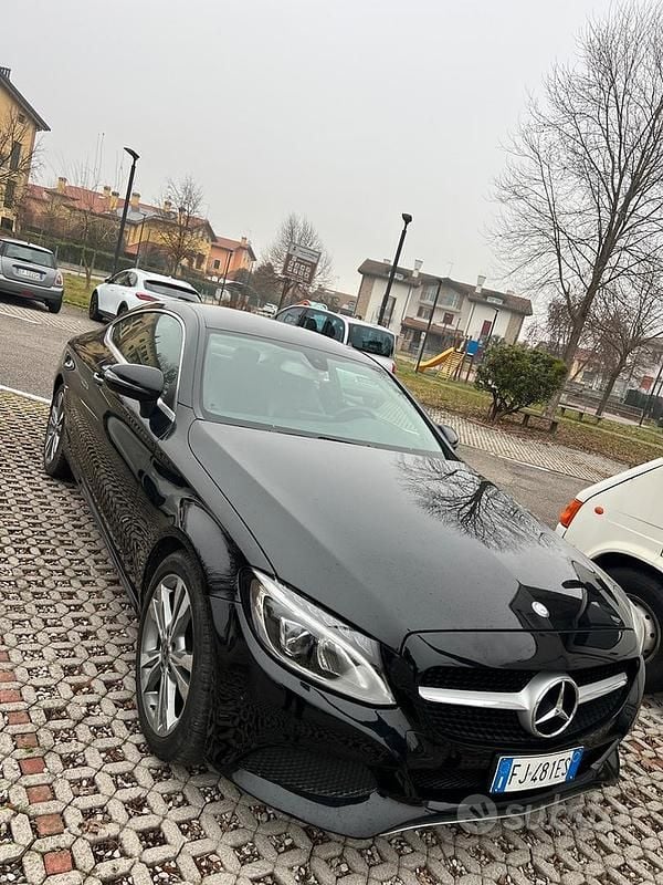 Usata 2017 Mercedes C220 Coupé | 18.500 € (Buon prezzo) - Immagine 1/4