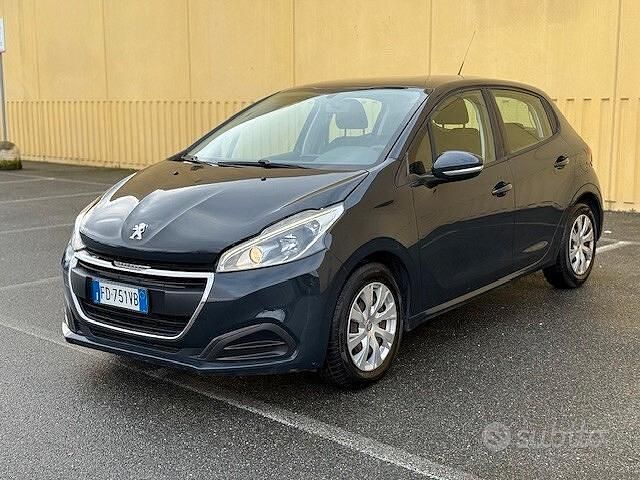 Usata Peugeot 208 Active 68 CV (50 kW) 2016 Blu Utilitaria