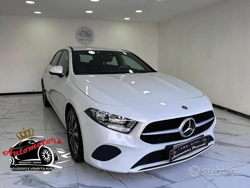 Bianco Usata 2023 Mercedes A180 Advanced Berlina | 24.500 € (Super prezzo) - Immagine 1/4