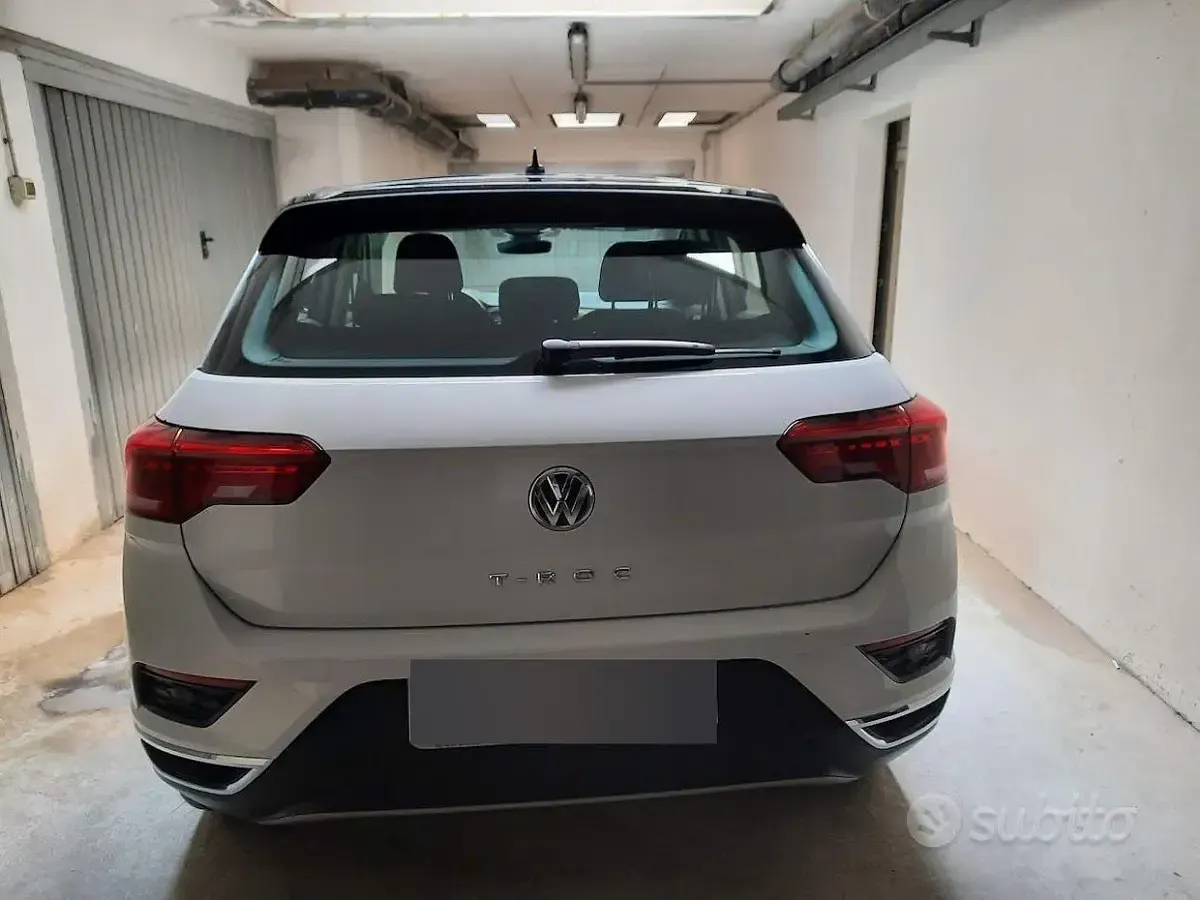Usata VW T-Roc 116 CV (85 kW) 2019 Bianco SUV