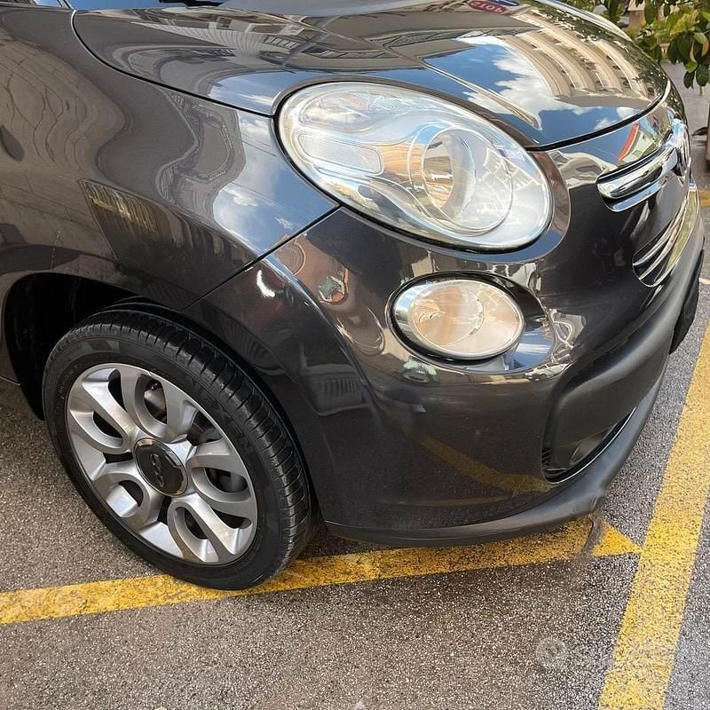 Usata Fiat 500L Lounge 80 CV (58 kW) 2015 Grigio Monovolume