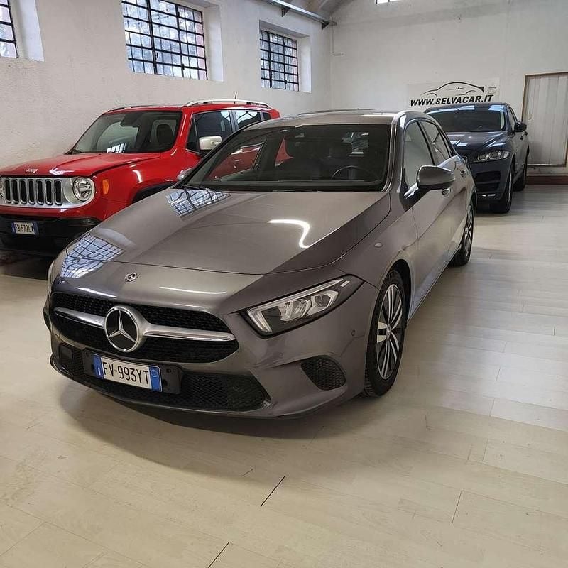 Usata Mercedes A180 Premium 116 CV (85 kW) 2019 Other Berlina