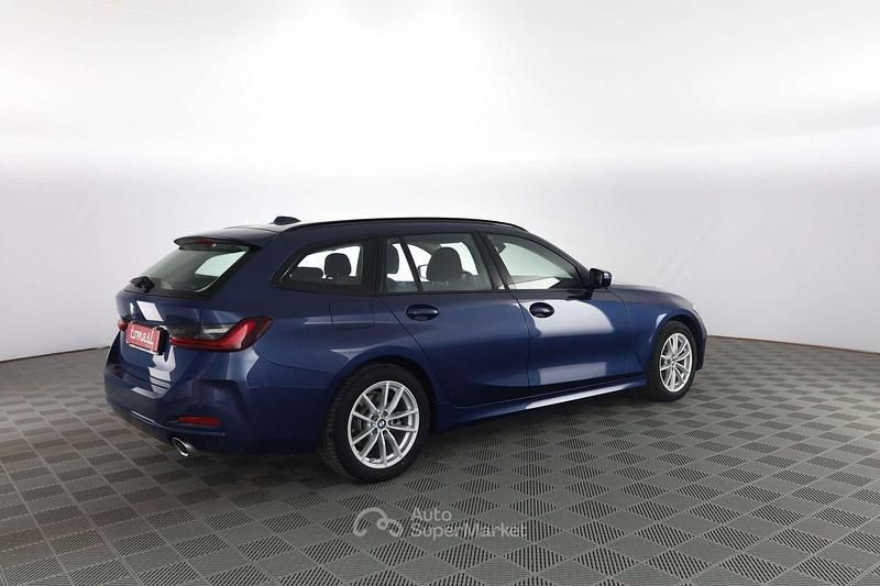 Usata BMW 320 Efficient Dynamics 190 CV (139 kW) 2023 Blu Station wagon