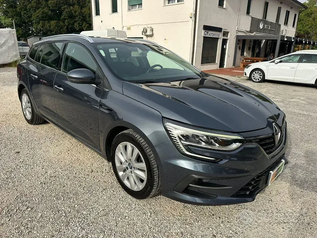 Usata Renault Mégane IV Business 91 CV (66 kW) 2021 Grigio Station wagon