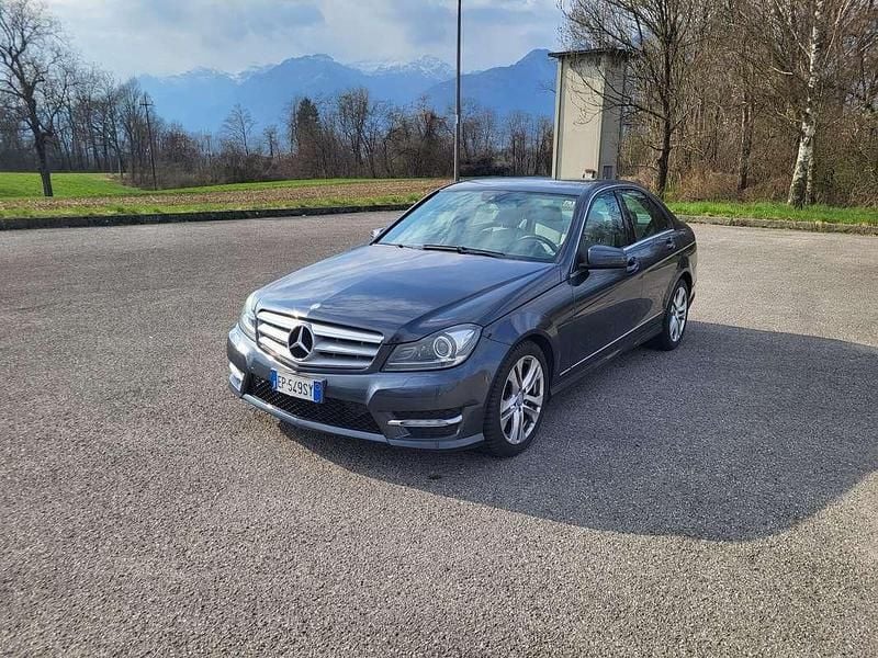Usata Mercedes C250 Avantgarde 204 CV (150 kW) 2013 Grigio Berlina