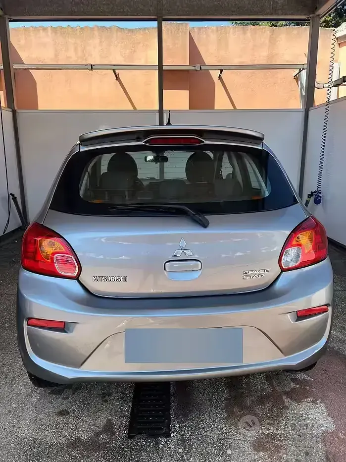 Usata Mitsubishi Space Star 71 CV (52 kW) 2018 Grigio Utilitaria