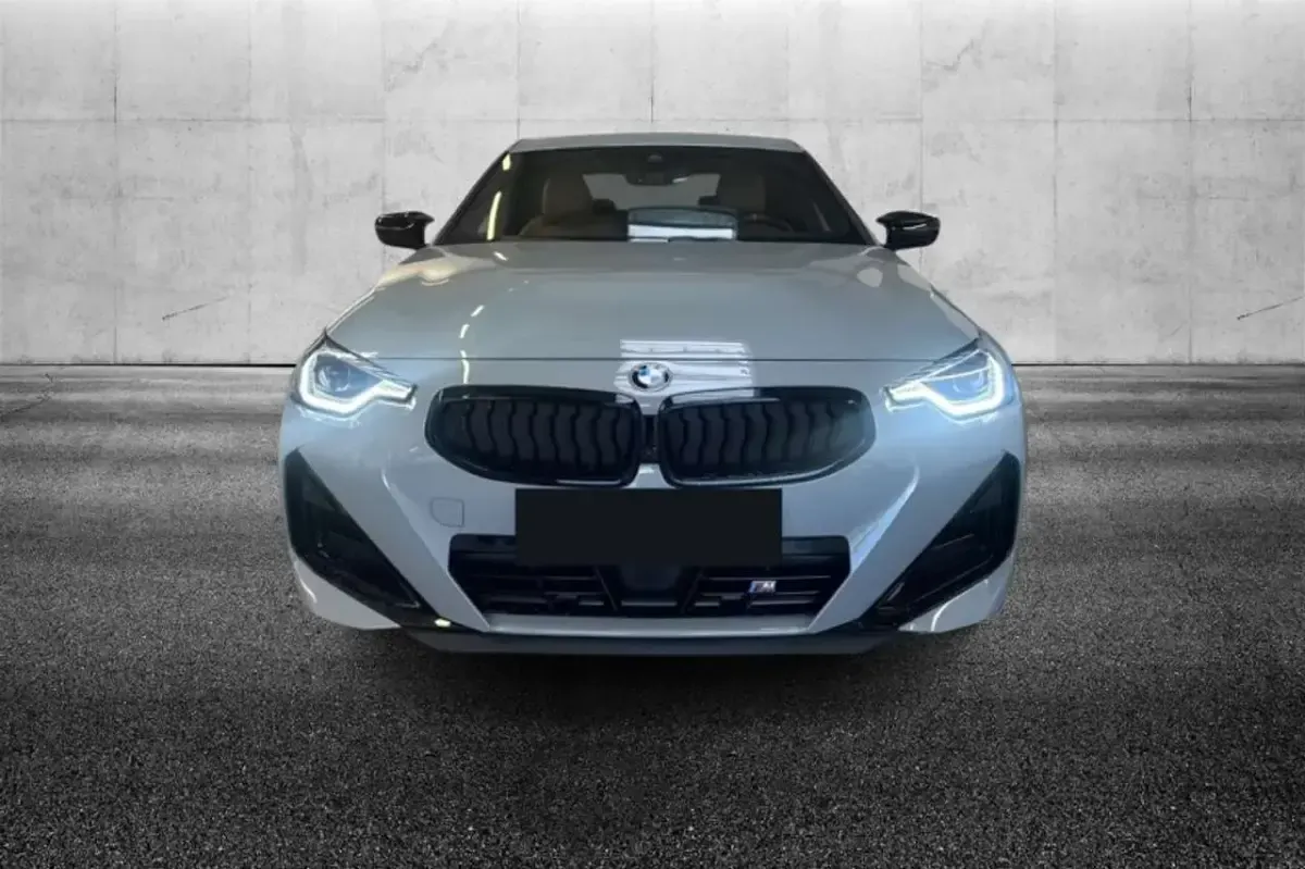 Usata BMW M240i 374 CV (275 kW) 2025 Grigio Coupé