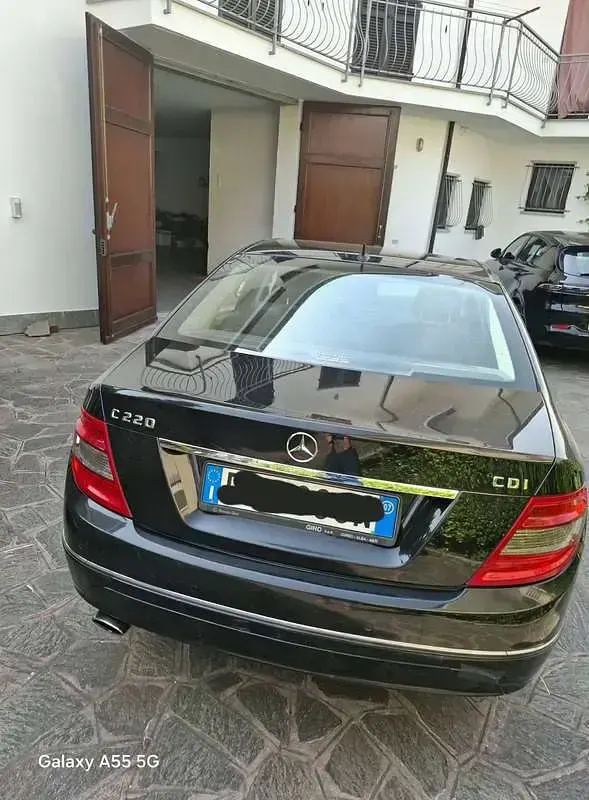 Usata Mercedes C220 170 CV (125 kW) 2007 Nero Berlina