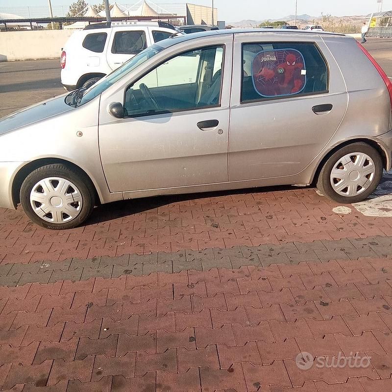 Usata Fiat Punto 2000 Grigio Utilitaria