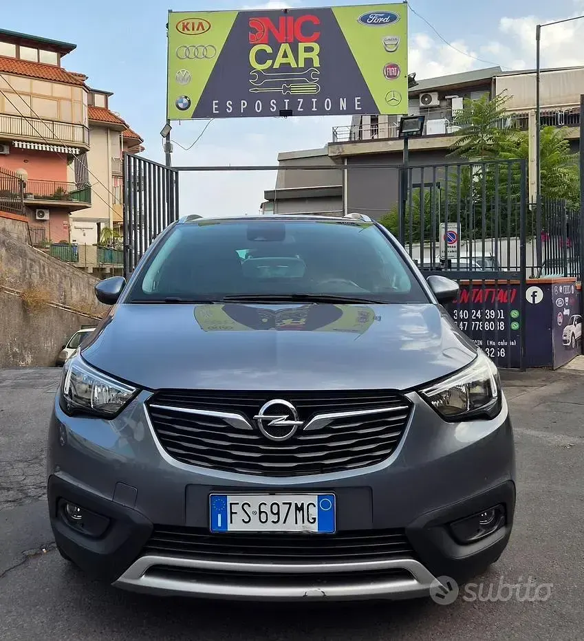 Usata Opel Crossland X 102 CV (75 kW) 2018 Grigio SUV