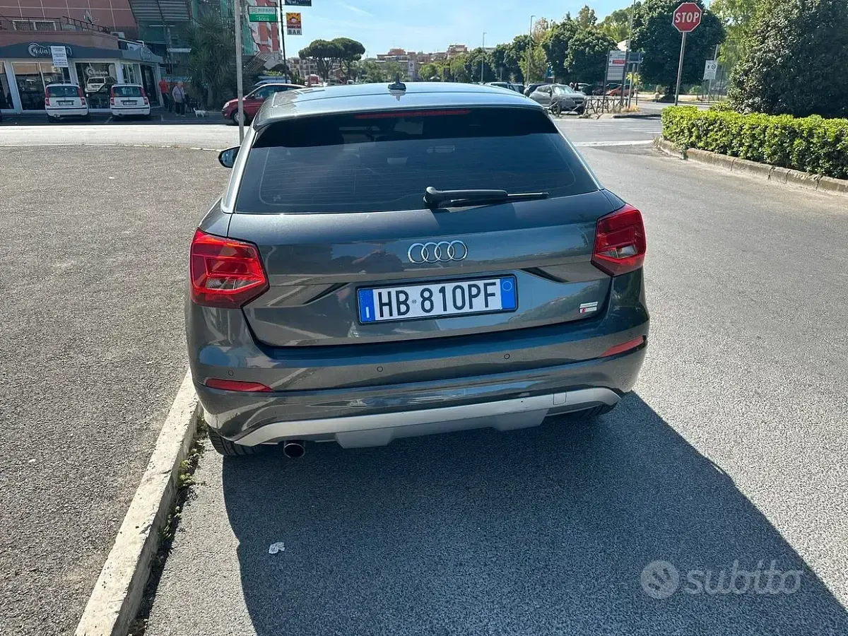 Usata Audi Q2 S-Line 116 CV (85 kW) 2026 Grigio SUV