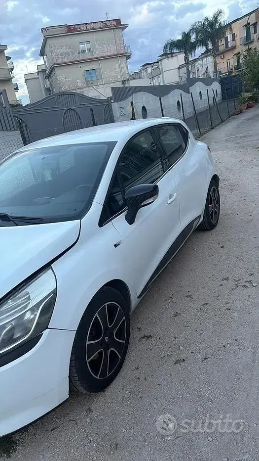 Usata Renault Clio IV 90 CV (66 kW) 2015 Bianco Berlina