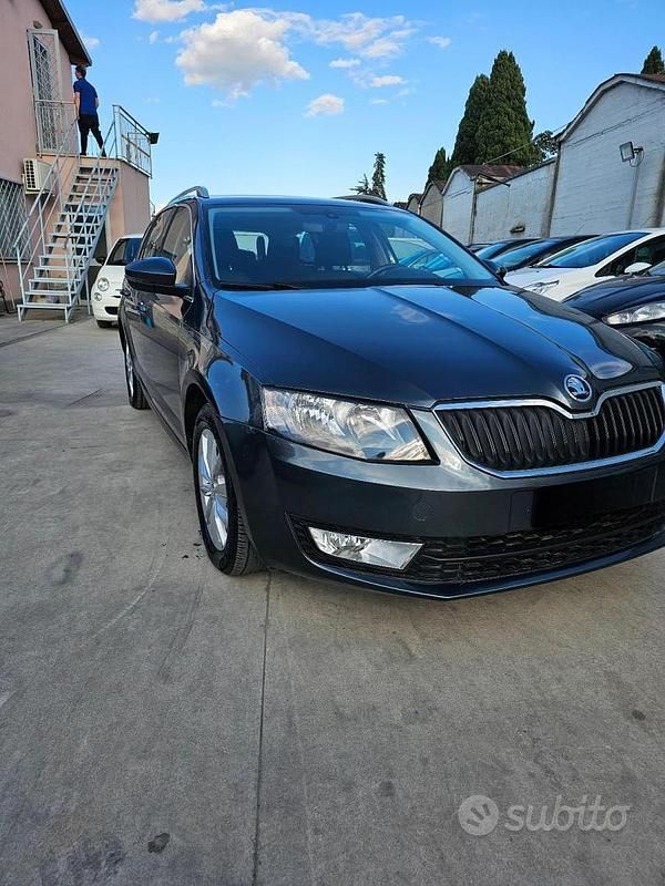 Usata Skoda Octavia 110 CV (80 kW) 2016 Other Station wagon