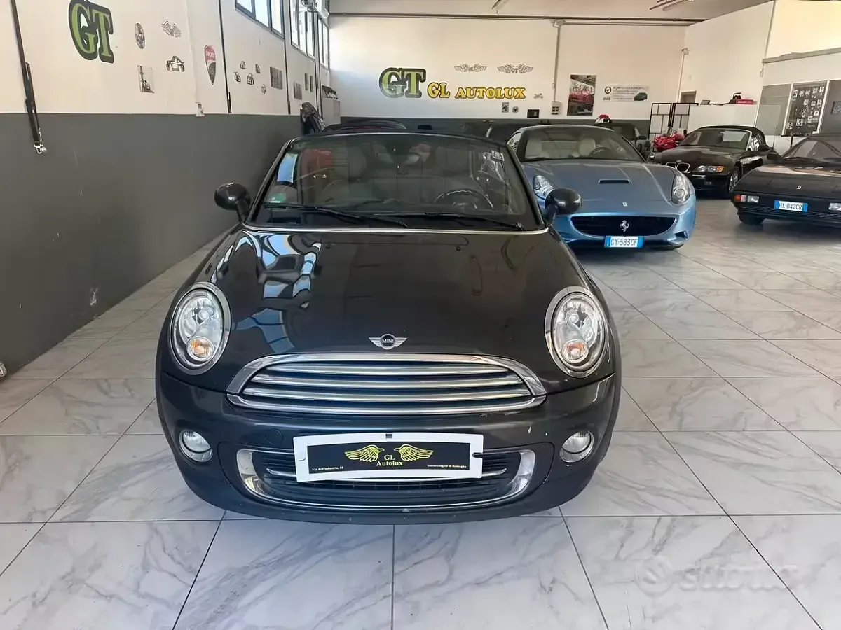 Usata Mini Cooper Roadster 122 CV (89 kW) 2013 Nero Cabrio