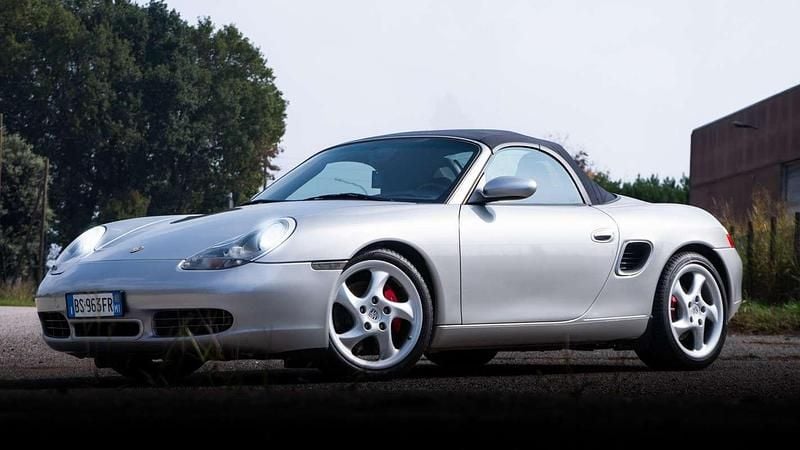 Argento Usata 2001 Porsche 986 Boxster Cabrio | 31.000 € (Molto cara) - Immagine 1/4