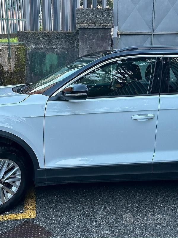 Usata VW T-Roc Style 116 CV (85 kW) 2022 Bianco SUV