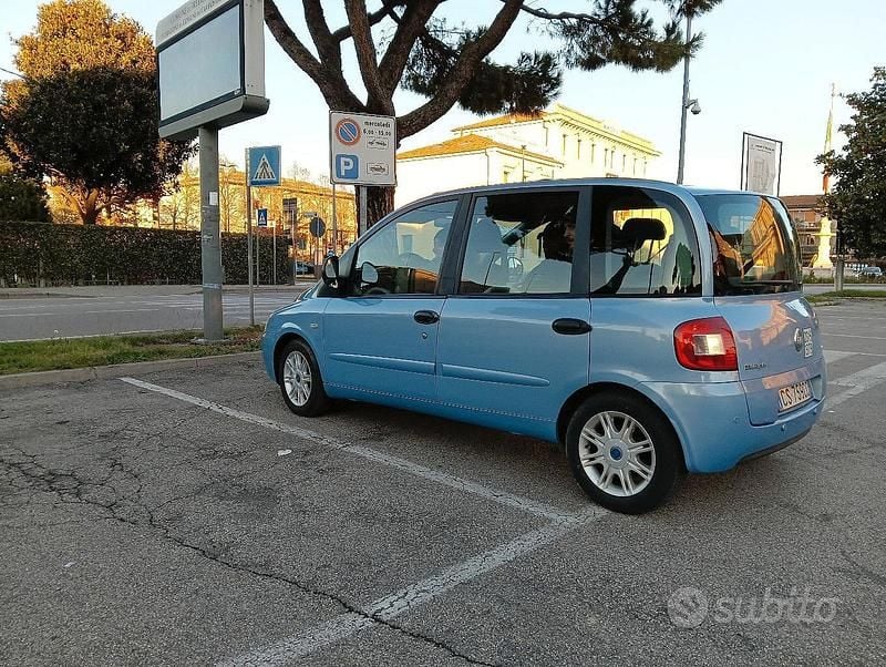 Usata Fiat Multipla 120 CV (88 kW) 2005 Monovolume