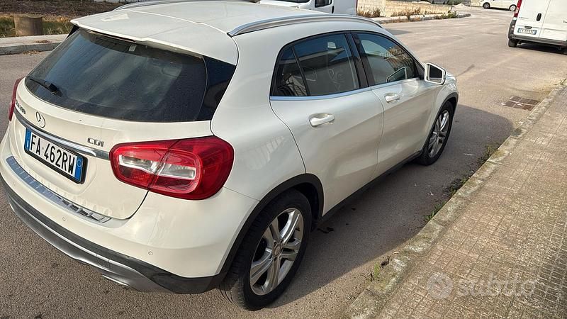 Usata Mercedes GLA200 2013 Bianco SUV