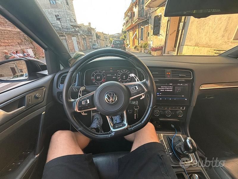 Second-hand VW Golf VII GTD 220 CP (161 kW) 2014 Alb Hatchback