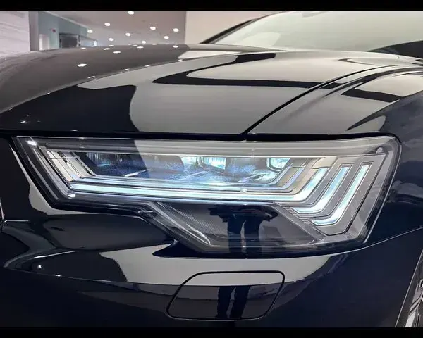 Usado Audi A6 S-Line 299 CV (219 kW) 2024 Negro Familiar