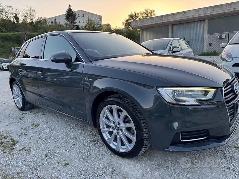 Usata Audi A3 Sport 110 CV (80 kW) 2017 Grigio Berlina