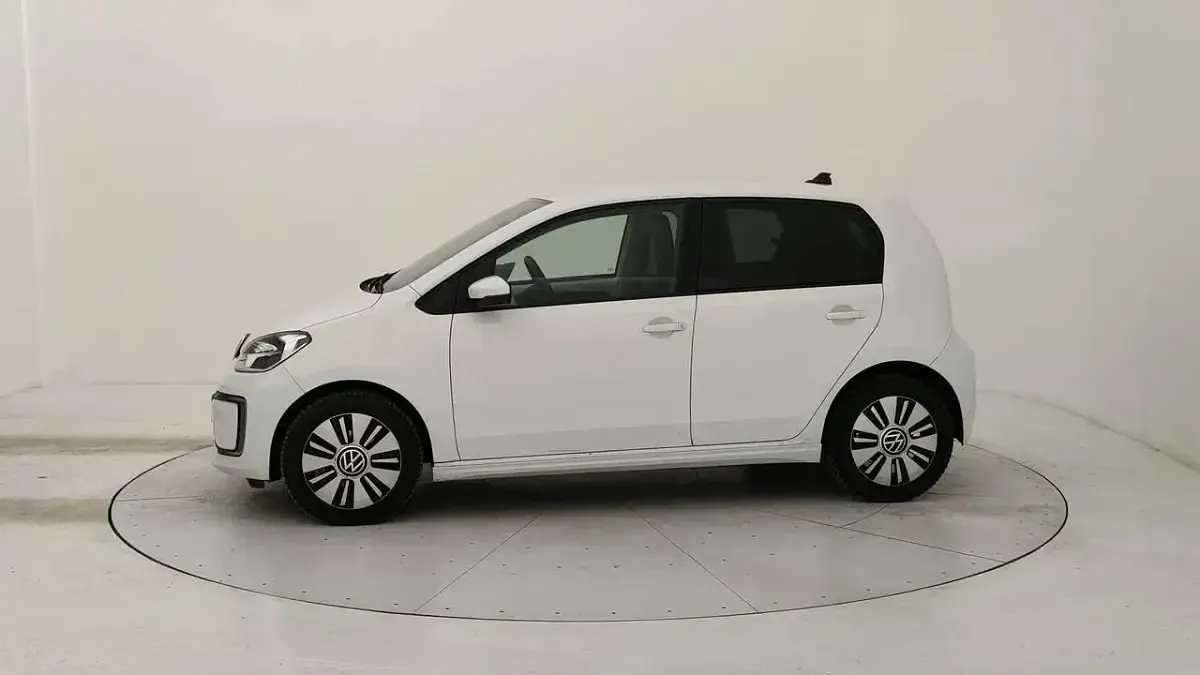 Usata VW e-up! 61 kW (83 CV) 2021 Bianco Utilitaria